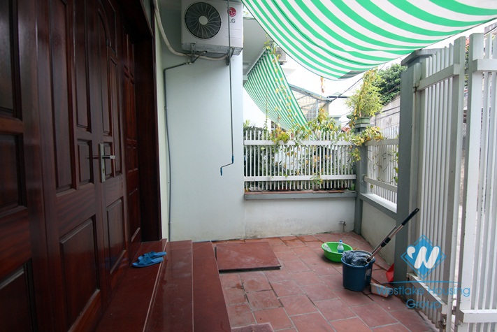 House for rent on Au Co Street
